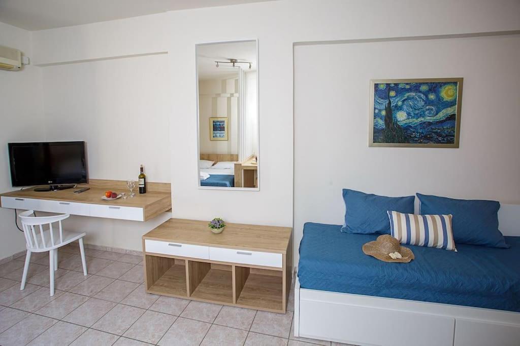 Piranthou Studios & Apartments Ираклион Экстерьер фото